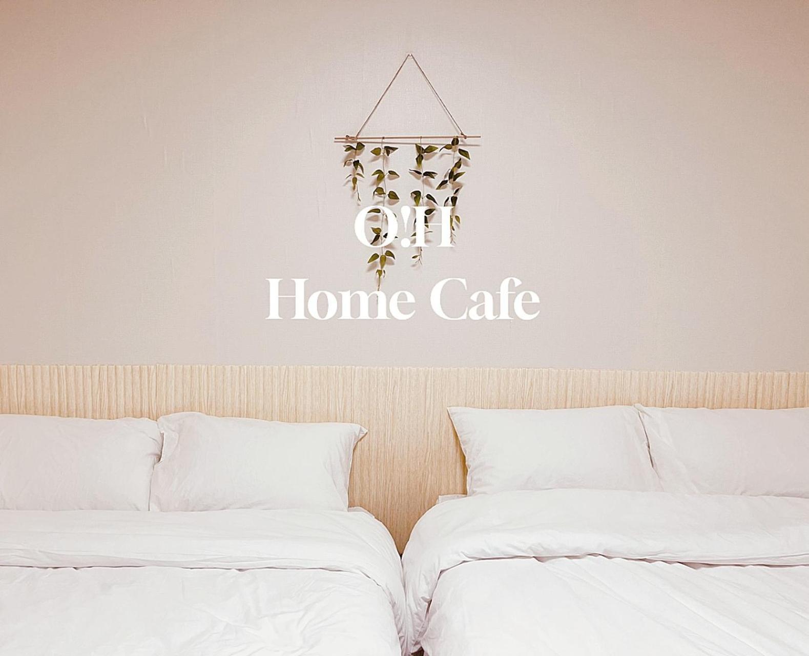Snug J House Apartemen